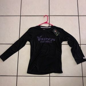 MN Vikings Tee (Size Men’s Small) NEW WITH TAGS
